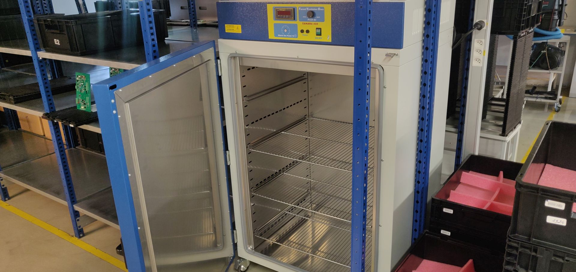 Vysoušecí skříň SMD součástek X-TREME BASIC 2 - 1250 l